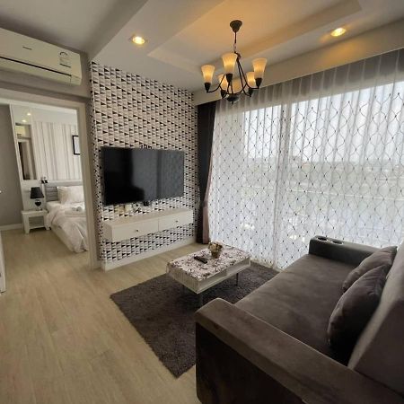 Execlusive Seaview 1 Bedroom Suite With Toproof Pool At The Patio Bangsaen Exteriör bild
