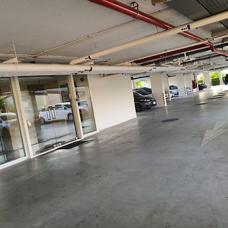 Execlusive Seaview 1 Bedroom Suite With Toproof Pool At The Patio Bangsaen Exteriör bild