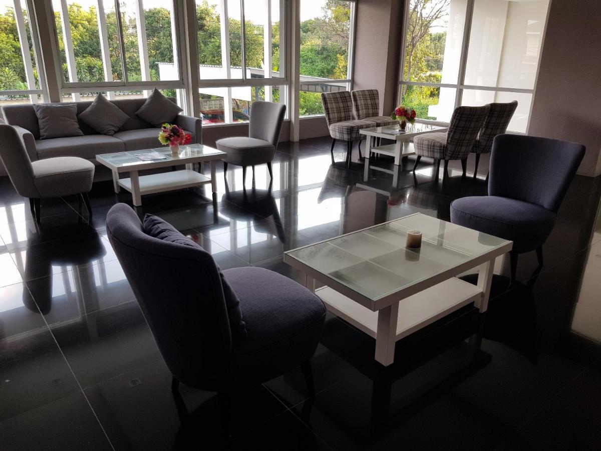 Execlusive Seaview 1 Bedroom Suite With Toproof Pool At The Patio Bangsaen Exteriör bild